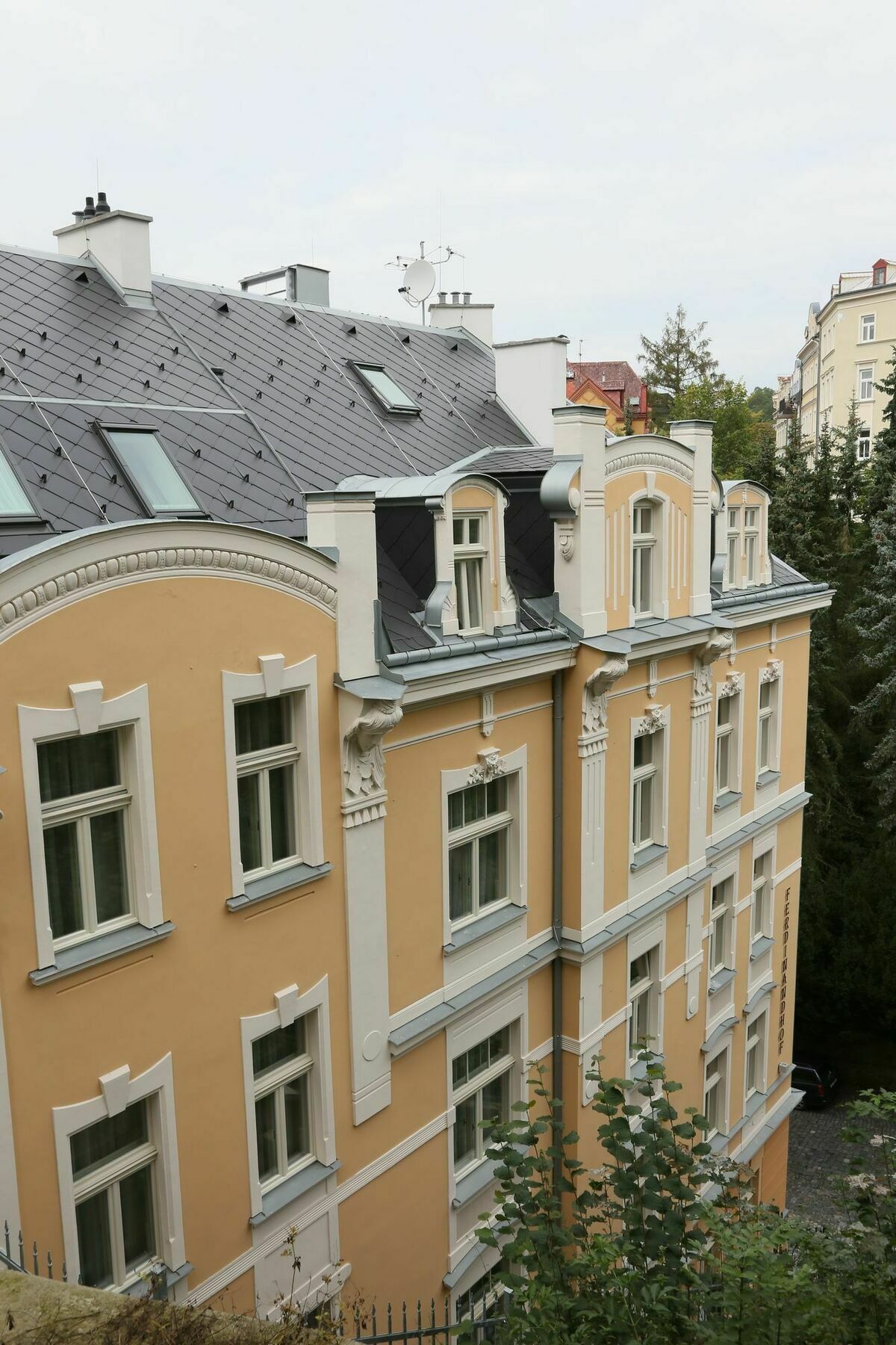 Ferdinandhof Apart-Hotel Karlovy Vary Luaran gambar
